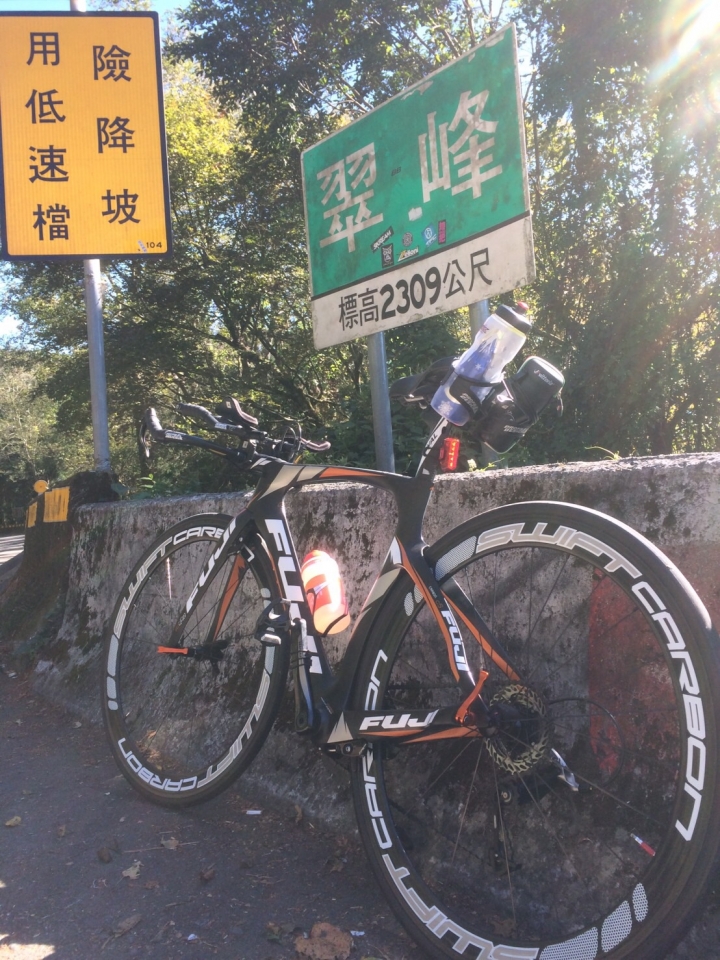 武嶺全餐?三鐵弱咖上武嶺(圖多慎入)