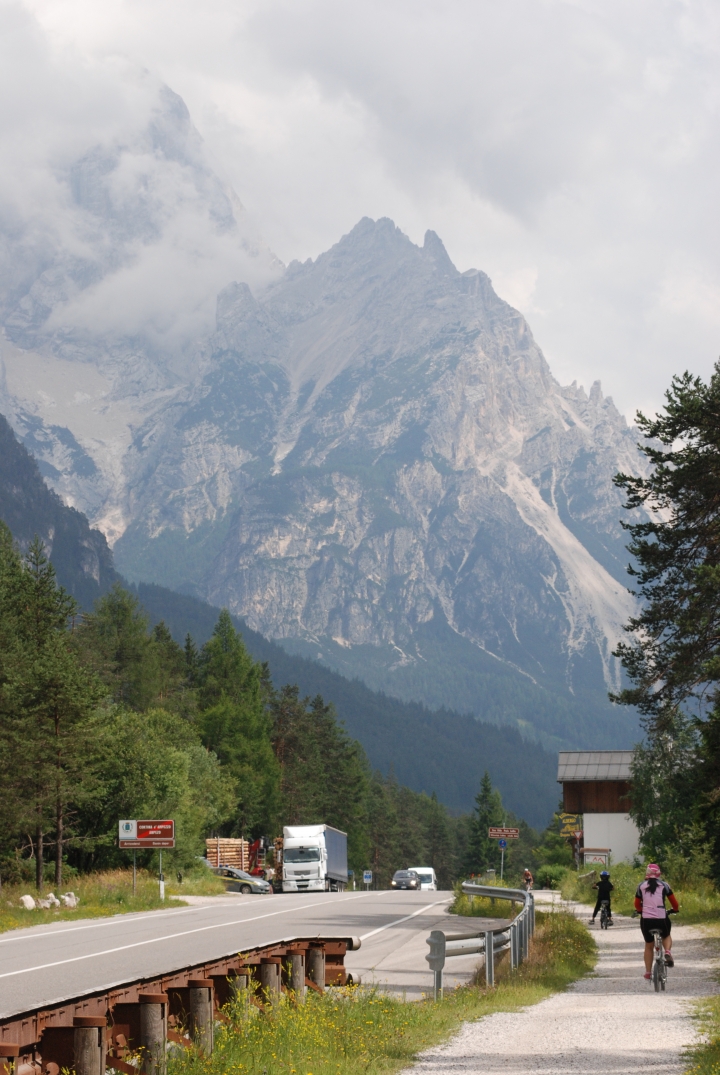 2015 38天露營車遊歐洲 (6) 義大利威尼斯->Cortina d’Ampezzo->Zugspitze->Füssen->LEGO Land