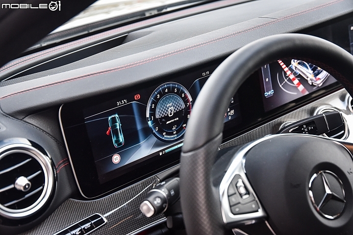 強悍新成員到來!Mercedes-AMG E43 4MATIC發表暨大鵬灣賽道AMG Performance Tour性能駕馭之旅體驗