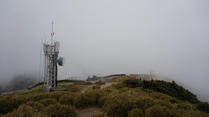 秋高氣爽,浸浴暖湯,人生第一個百岳。