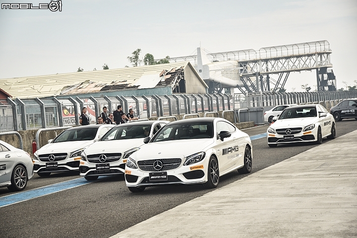 強悍新成員到來!Mercedes-AMG E43 4MATIC發表暨大鵬灣賽道AMG Performance Tour性能駕馭之旅體驗