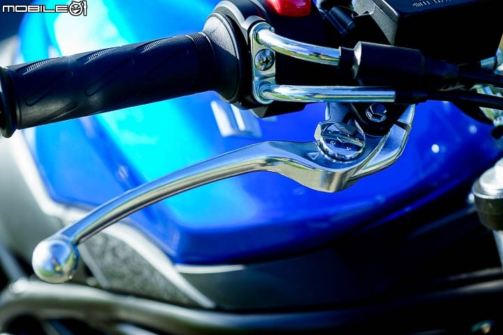 回歸騎車輕鬆樂趣 2016 SUZUKI SV650 ABS