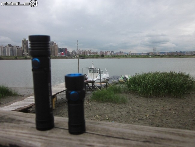 OLIGHT S10R III (16340) & S30R III (18650) 好用方便隨充EDC