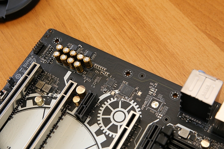 換換病發作,ASRock X99 Taichi + Intel Core i7-5930K
