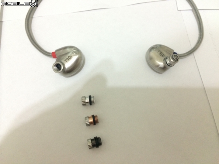 RHA T10i 耳機 開箱文 終於下定決心購買 值得!