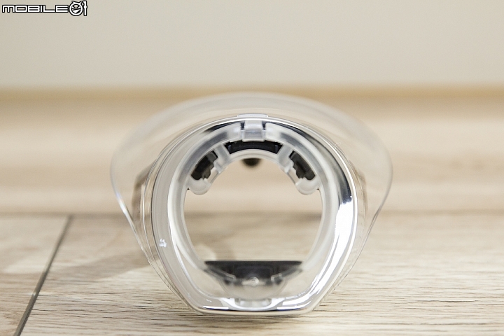 【獨家】吹髮同時在保養 SHARP 自動除菌離子吹風機(IB-GX9KT-B)開箱