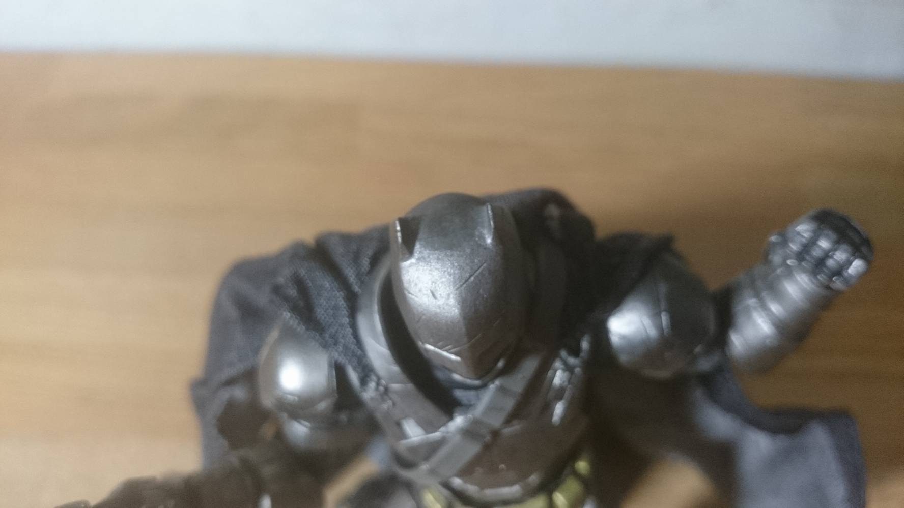 (簡單開箱) 日版 MAFEX 蝙蝠俠裝甲版 No.023 不專業分享