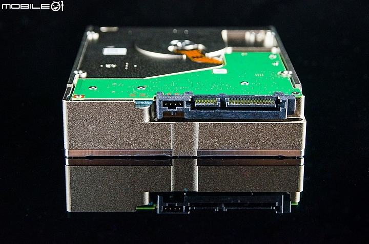 超大容量 免費救援 Seagate BarraCuda Pro 10TB硬碟實測