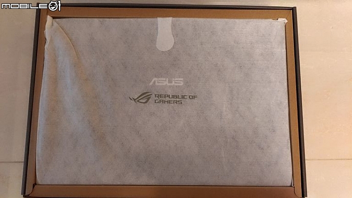 速開箱 ASUS 偽 STRIX的 FX502 遊戲機