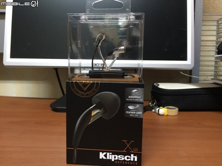 應該是01首開吧? Klipsch Reference X12i