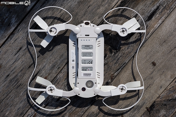 零度智控 ZeroTech Dobby 掌上空拍機試玩!