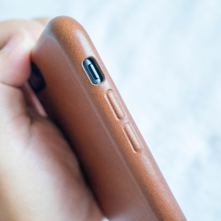 分享NOMAD iPhone 7 Plus 低調皮革保護殼