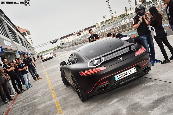 強悍新成員到來!Mercedes-AMG E43 4MATIC發表暨大鵬灣賽道AMG Performance Tour性能駕馭之旅體驗