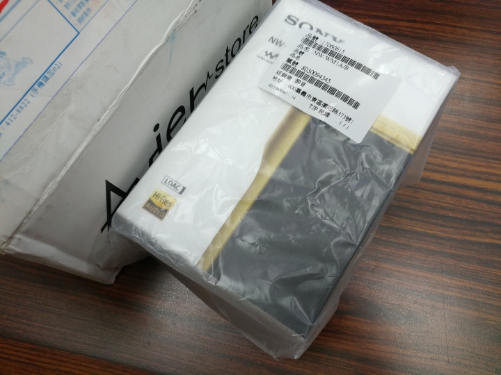 應該是01首開-2016地表最強SONY旗艦 NW-WM1Z 簡單開箱