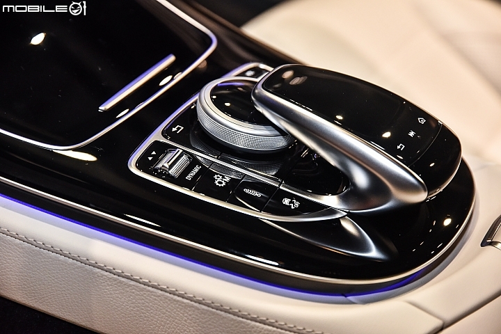強悍新成員到來!Mercedes-AMG E43 4MATIC發表暨大鵬灣賽道AMG Performance Tour性能駕馭之旅體驗