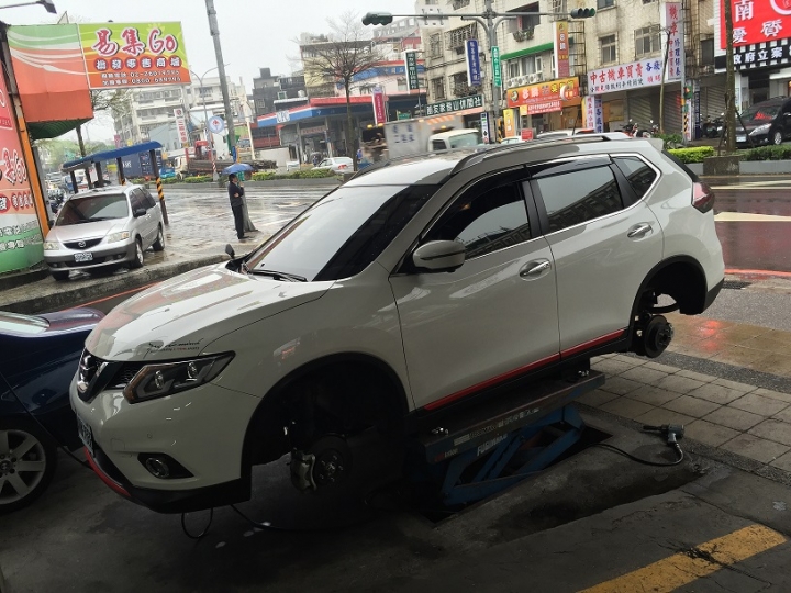 X-TRAIL 一年來的成長紀錄....