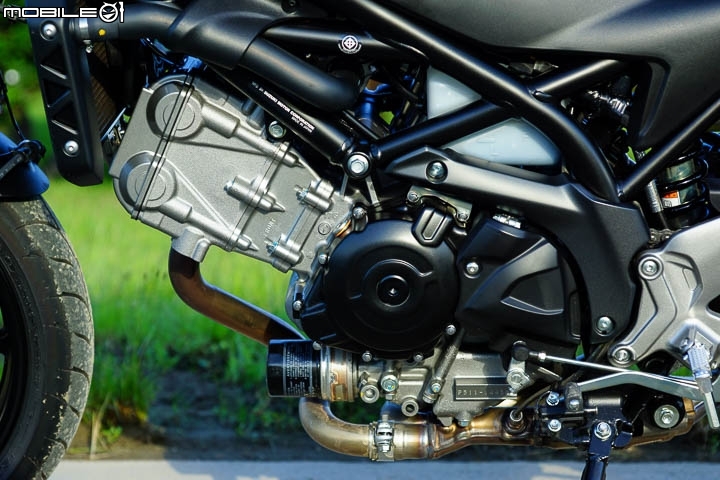 回歸騎車輕鬆樂趣 2016 SUZUKI SV650 ABS