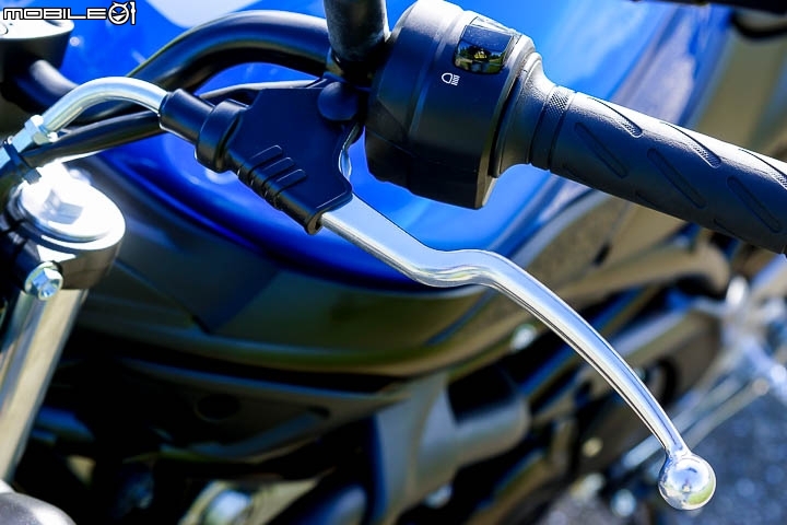 回歸騎車輕鬆樂趣 2016 SUZUKI SV650 ABS