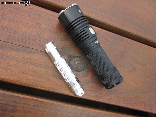 ACEBEAM M10 (AA) & EC60 (26650) 王牌特工