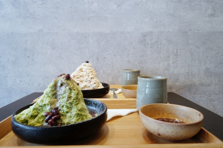 【高雄左營│冰品】岩雪 雪片の冰│日式純天然片片雪花冰,抹茶深濃茶香、奶茶香甜不膩,入口即化的夏天│近蓮池潭