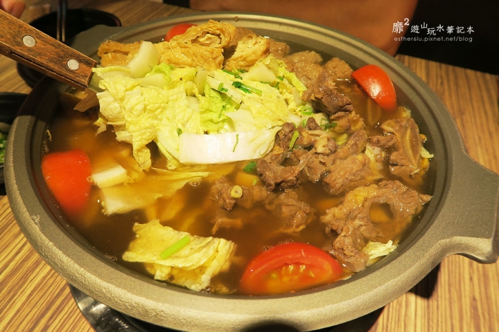 台北松江南京火鍋~狀元紅 牛肉火鍋專家 林森店