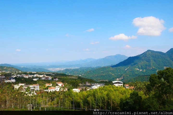 【旅遊-南投鹿谷】蟬說:鳳凰亭序-自然共舞的山林綠建築/玻璃屋下浪漫晚餐/台大鳳凰自然教育園區