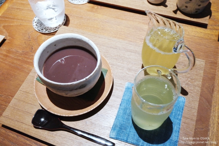 京都日式甜點│ゼンカフェZEN CAFE【拖著媽媽去關西】│鍵善良房新極簡概念店,老鋪的招牌新甜點「葛切」超級推薦│tabelog分數頗高,日本人午茶的私密咖啡館