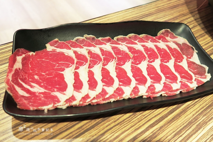 台北松江南京火鍋~狀元紅 牛肉火鍋專家 林森店