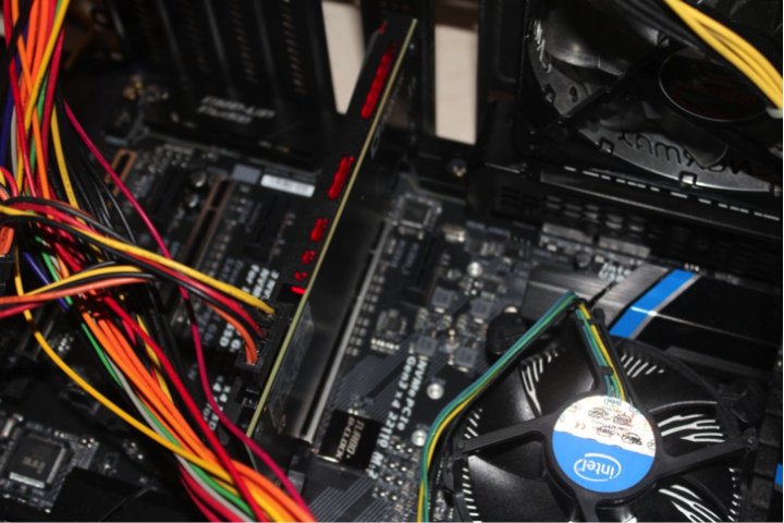 M8Pe-Y PCIe SSD之WIN7大革命!!同志們來痞磅