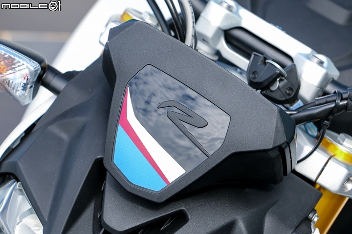 輕巧樂趣不受限 2016 BMW Motorrad G 310 R 正式抵台