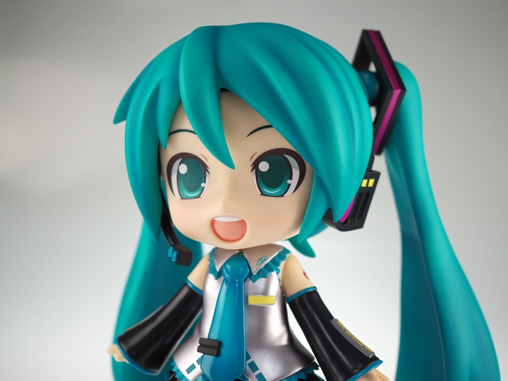 進擊の初音! 超大型黏土人初音ミク開箱