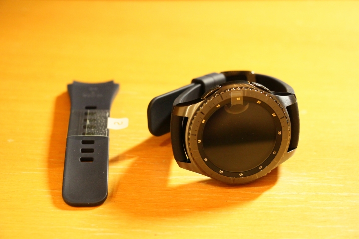 【12/1】Samsung Gear S3 Frontier 開箱文