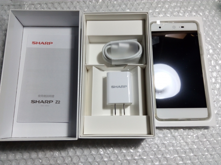 夏普Z2簡易開箱