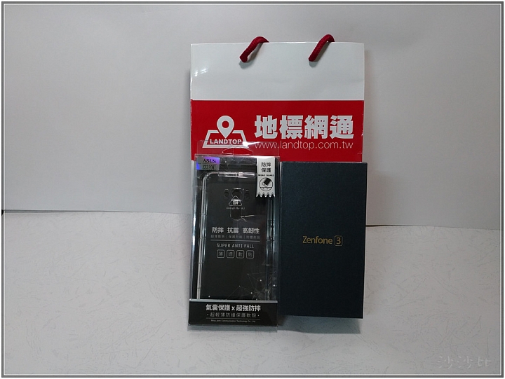 Zenfone 3 閃耀金開箱 X 攜碼綁約購機