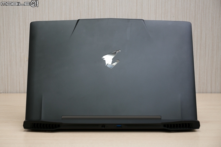 AORUS X7 v6 力與薄型的體現