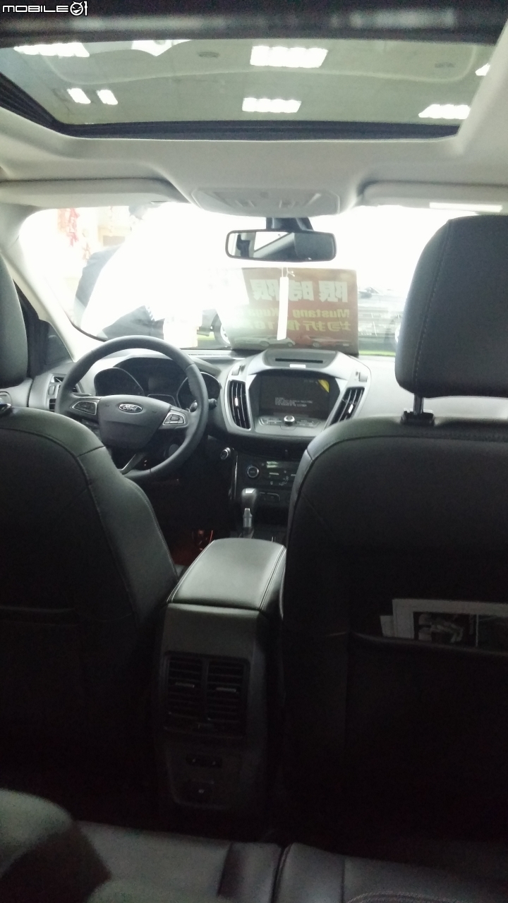 New kuga 看車趣-1/5下訂了--1/18交車---1/21貼隔熱紙