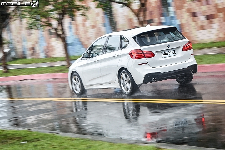把握限量身份 BMW 220i Active Tourer M Sport
