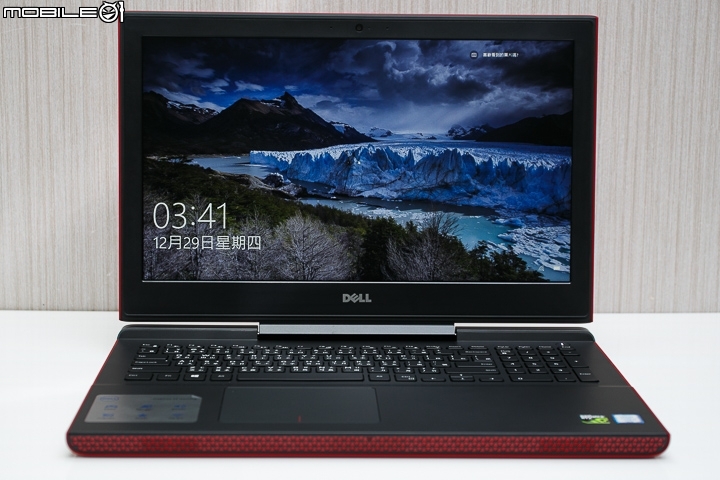 Dell Inspiron 15 Gaming 鮮紅的遊戲體驗