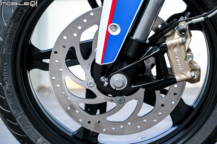 輕巧樂趣不受限 2016 BMW Motorrad G 310 R 正式抵台