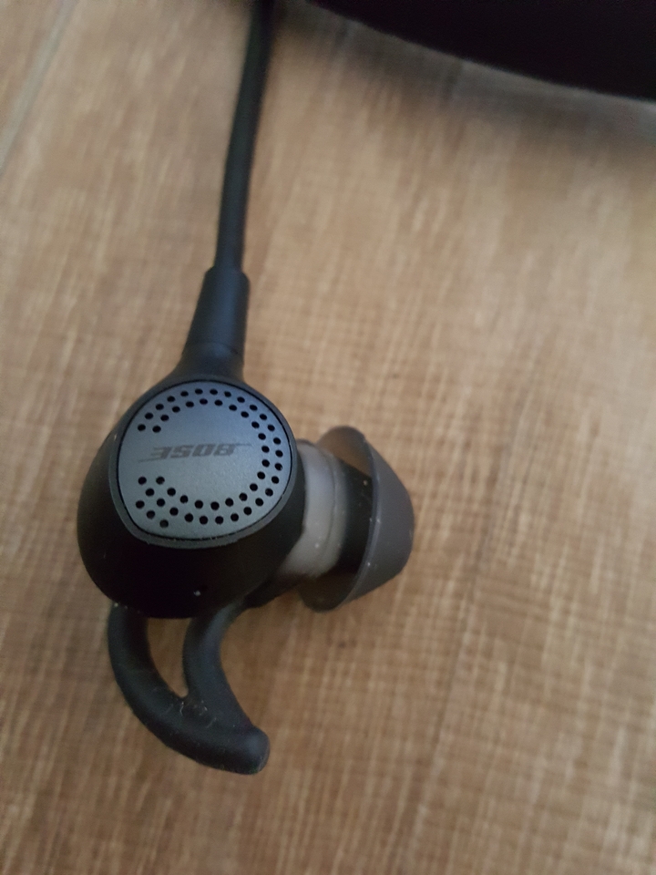 Bose QC30 小開箱