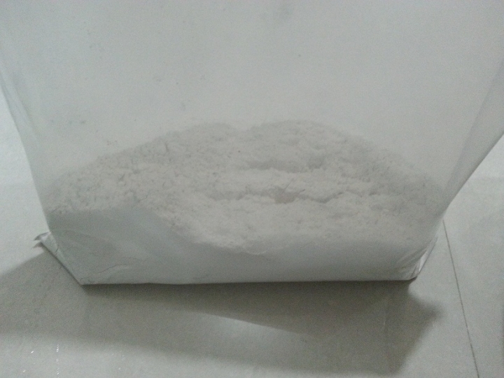 好久沒有珪藻土的作品了,來分享一下DIY心型珪藻土
