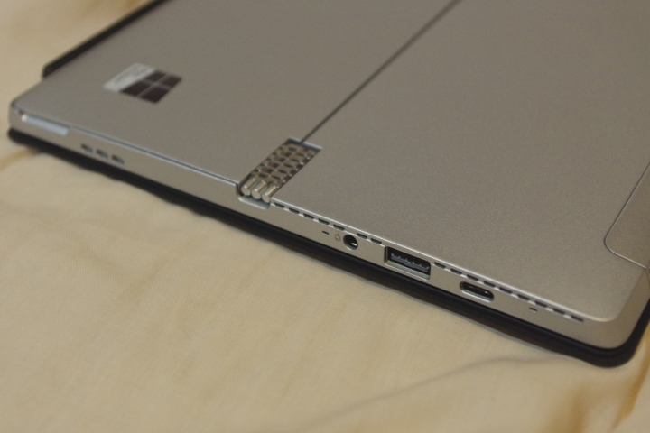第一台2in1平板 Lenovo Miix 510開箱~