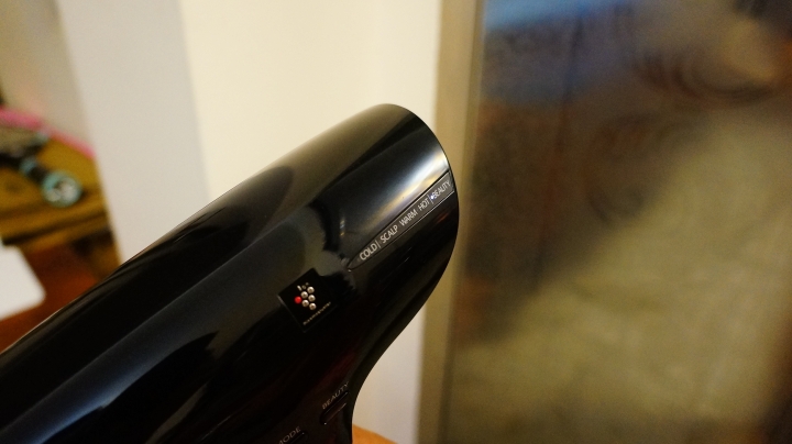 【開箱 】愛上吹髮 | Sharp IB-GX9KT 頭皮按摩吹風機