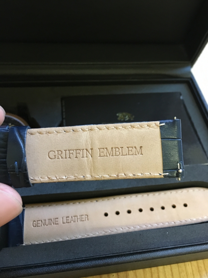 {極度不專業開箱+心得文}GRIFFIN EMBLEM評價 星空藍寶石法國機械錶