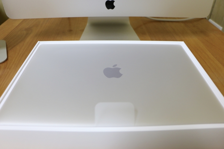 2016 MacBook Pro(無Touch Bar版)+AirPods「真無線」藍芽耳機開箱&體驗文