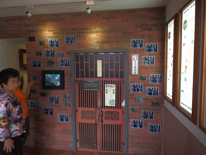 來看Q版公仔念書與考試 -- 高雄 鳳山 鳳儀書院