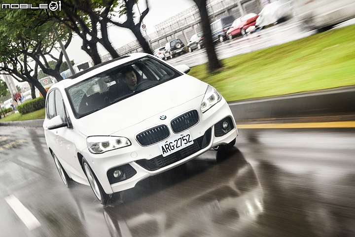 把握限量身份 BMW 220i Active Tourer M Sport