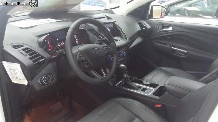 New kuga 看車趣-1/5下訂了--1/18交車---1/21貼隔熱紙