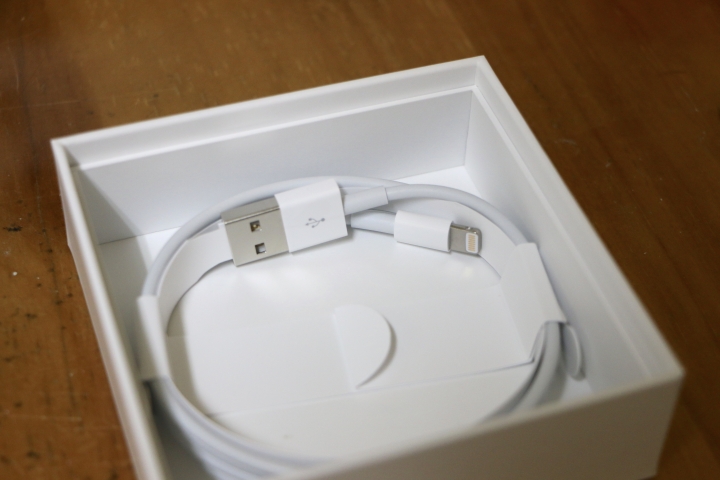 2016 MacBook Pro(無Touch Bar版)+AirPods「真無線」藍芽耳機開箱&體驗文