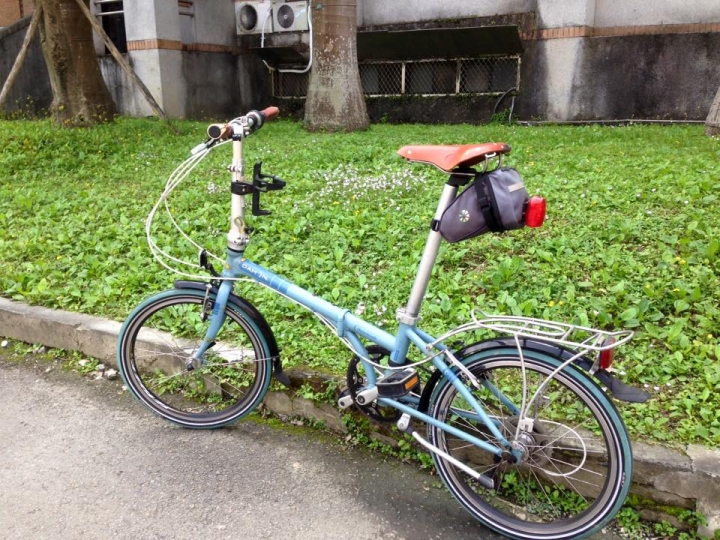 大黃蜂五萬顆糖果之完全進化鋼管老黑爵